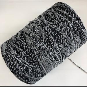 54.コットンランダムカバー（黒）　正味50ｇ　コーン巻