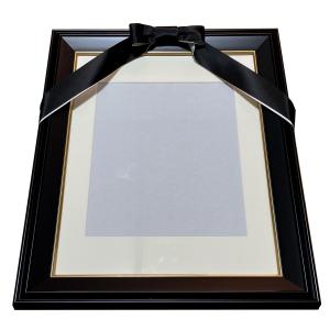 割れない 無反射 V寸六入山肖像額 八〇 金線入り 万丈 肖像 遺影 額縁