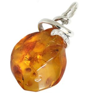 琥珀 ダイヤモンド ペンダントトップ 0.04ct Pt900 中古 プラチナ 虫入り Amber Diamond｜yumeichiba-premium