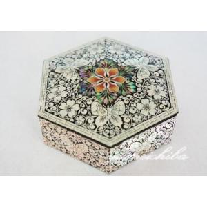 ジュエリーボックス 小箱 螺鈿の宝石箱 梅に樫鳥（かしどり） 漆器