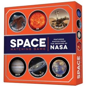 【海外のおもちゃ】 Space Matching Game Featuring Photos from the Archives of NASA 英語版【宅急便：サイズ60】｜yumemiru-ehon