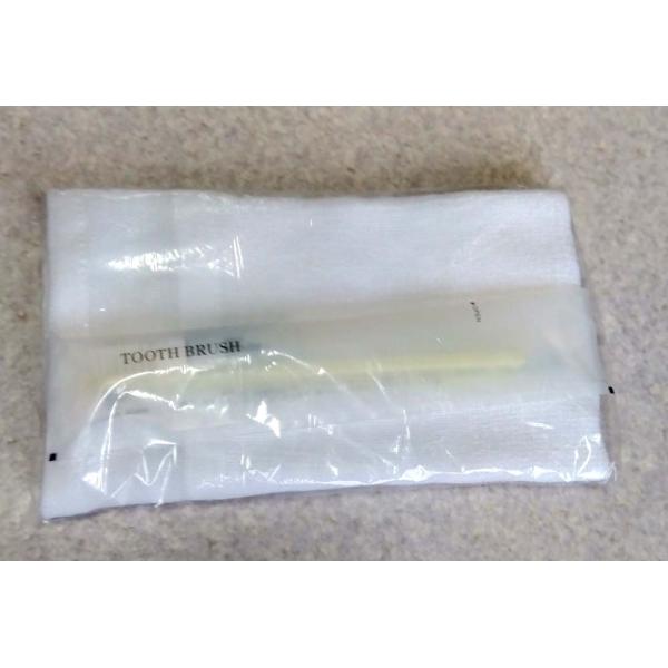 （送料無料）タオル120匁白ハブラシ入り（旅館、ホテル客室用白タオルハブラシ入りセット）（200セッ...