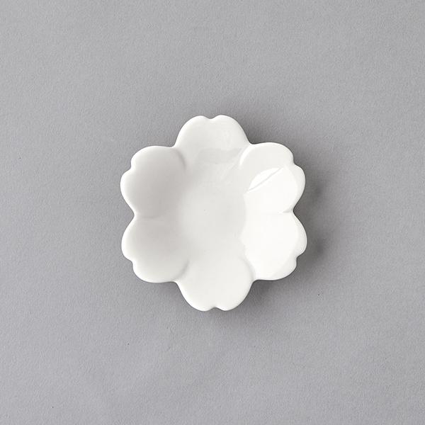 栗原はるみ ギフト包装可 さくら皿 12cm ホワイト  /ポイント利用