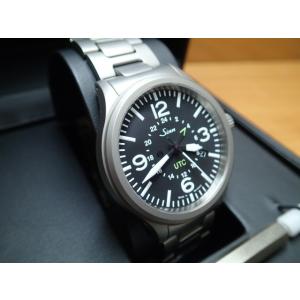 モンディーン MONDAINE Evo（エヴォ）A658.30300.11SBB MONDAINE モンディーン 腕時計 Evo エヴォ メンズ ホワイト