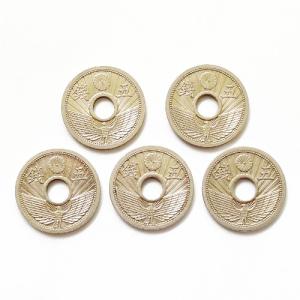 ペルソナ5 スター缶バッジ　新島真　1個 ペルソナ5 スター缶バッジ 新島真 1個