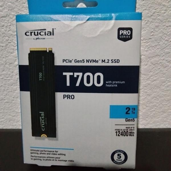 Crucial T700 Heatsink M.2 2280 2TB PCI-Express 5.0...