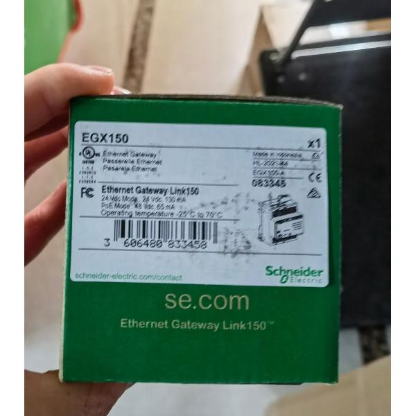 EGX150 Schneider Ethernet Gateway。 。速い /upsで出荷します