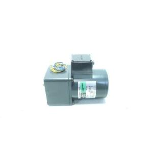 Oriental Motor CBI540-703Tクラッチおよびブレーキモーター3PH 40W 1...