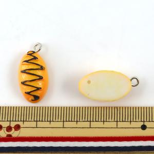 チャーム 『ミニチュアパンチャーム コッペパン...の詳細画像1