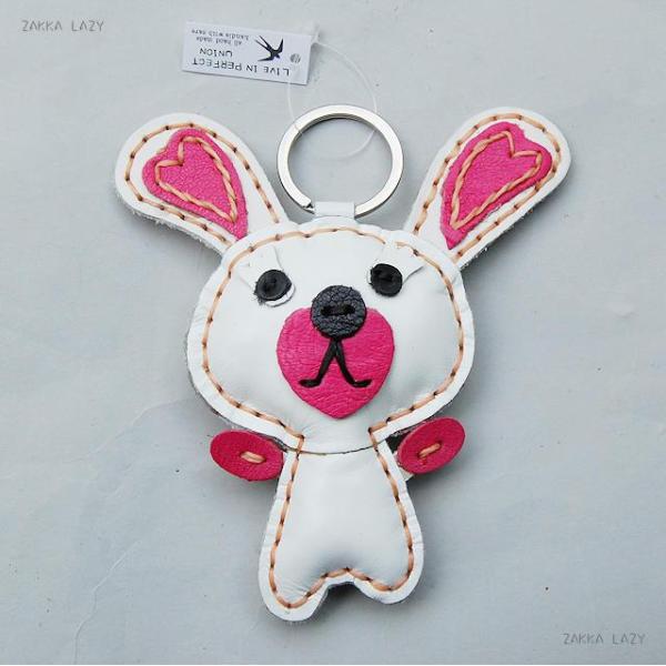 レザーキーホルダー　ラビット　　ぴずむ　ピスム キーチェーン キーホルダー うさぎ　ウサギ レザーk...