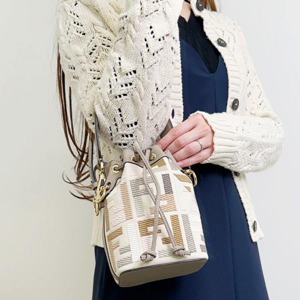 フェンディ FENDI キャンバス ミニバッグ モン トレゾール FF刺繍 FDL8BS010APK...
