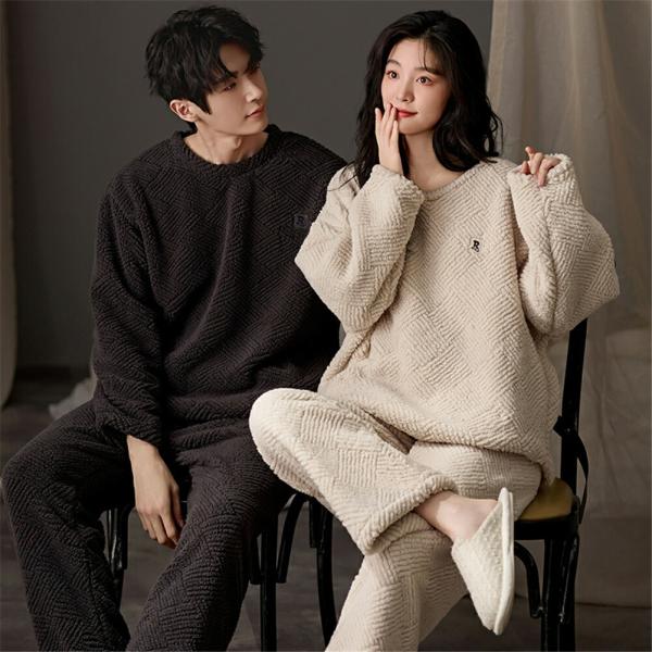 ペアパジャマペアルームウェア冬モコモコ男女2着セット長袖無地シンプルファッションカップルペアパジャマ