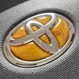 トヨタ ステアリング エンブレムシート 黄茶木...の詳細画像2