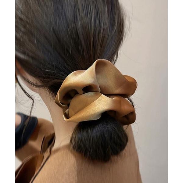 シュシュ サテン風ボリュームシュシュ