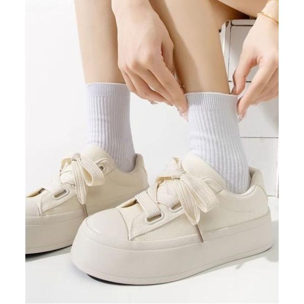 スニーカー 快適さもおしゃれも厚底スニーカー レディース