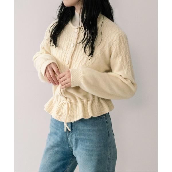 カーディガン 「on:nue」「着用動画あり！」 ケーブル編みペプラムショートカーディガン レディー...