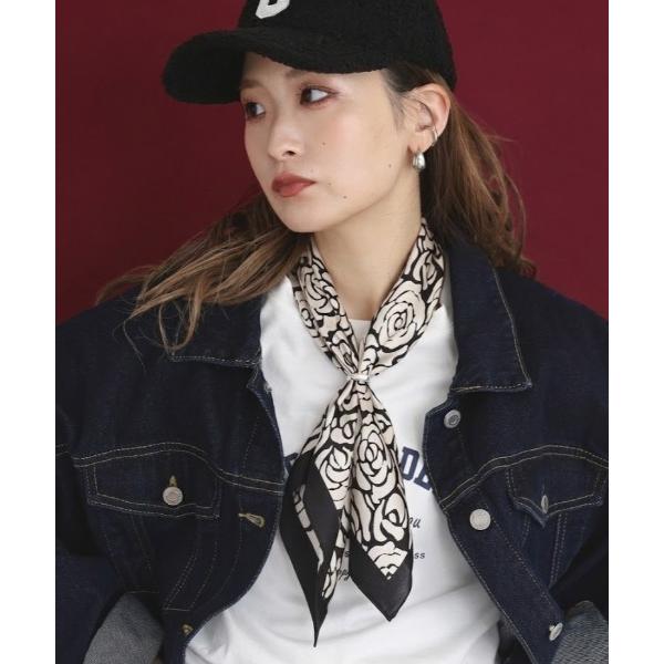 ストール マフラー 総柄ローズプリントスクエアシルクスカーフ レディース