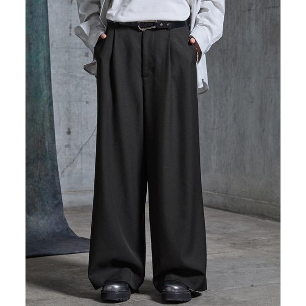 スラックス 「SERACE」One tuck drape wide straight slacks ...