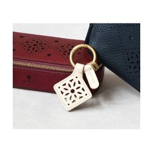 【お買い得】COACH コーチ シグネチャーキャンバスベア バッグチャーム 公式】コーチアウトレット | ベア バッグ チャーム・シグネチャー