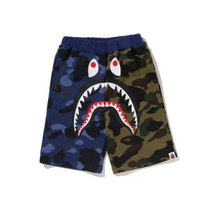 A BATHING APE（アベイシングエイプ） パンツ SPLIT CAMO SHARK SWEAT