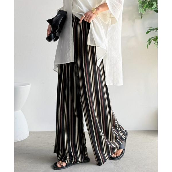 パンツ 涼しくラクして、きれいが続く。タック入り総柄ワイドイージーパンツ（ウエストゴム） レディース