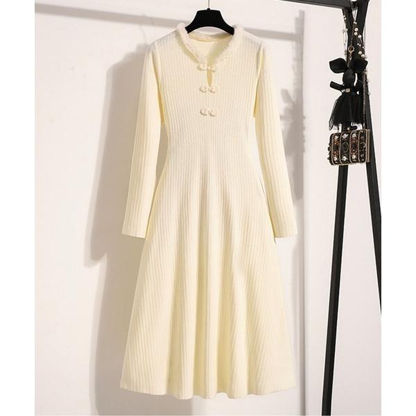 ワンピース フレアニットワンピース／ふわ襟デザイン／細見えシルエット