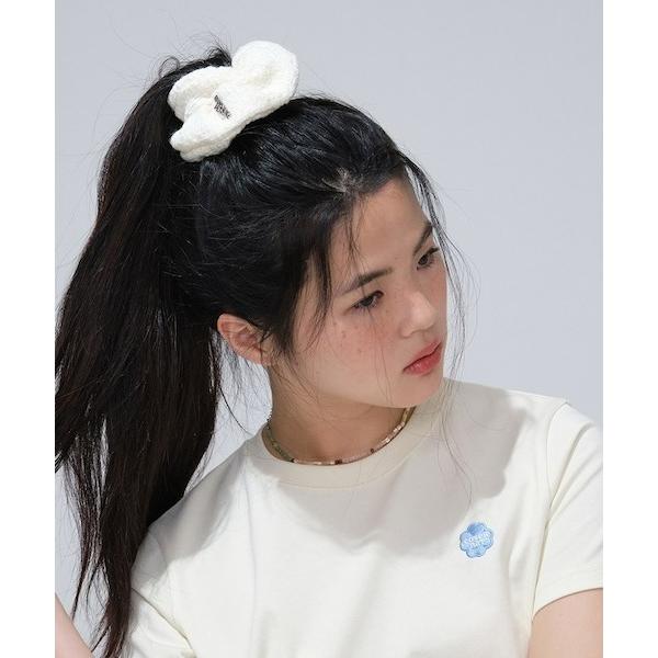 シュシュ CLOVER HEART TWEED SCRUNCHIE