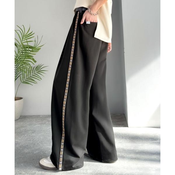 スラックス 「JaVaジャバコラボ」サイドラインで魅せる。裾ドロスト付き ジャカードブレード ツータ...