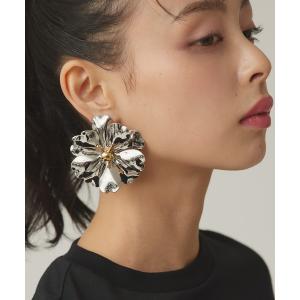 ピアス ビックフラワーピアス/メタル レディース