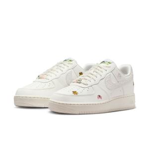 スニーカー NIKE Women's Air Force 1 '07（ナイキ ウィメンズ エア フォース 1 ’07） レディース