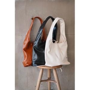 ショルダーバッグ バッグ フェイクレザーリボントートバッグ レディース