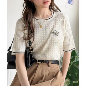 tシャツ 半袖 上品見えシンプルなのに着映える大人カジュアル。ケーブル編みサイン刺繍サマーニットトップス（半袖） レディース