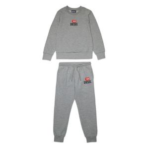 トレーナー 入学式 DIESEL（ディーゼル）Kids ＆ Junior ワンポイントブランドロゴスウェットセットアップ