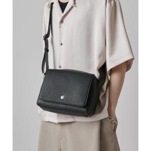 ショルダーバッグ シュリンクレザーフラップワイドショルダーバッグ メンズ