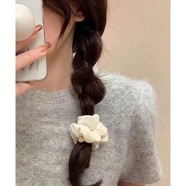 ヘアゴム プレート付きベロアシュシュ（小）