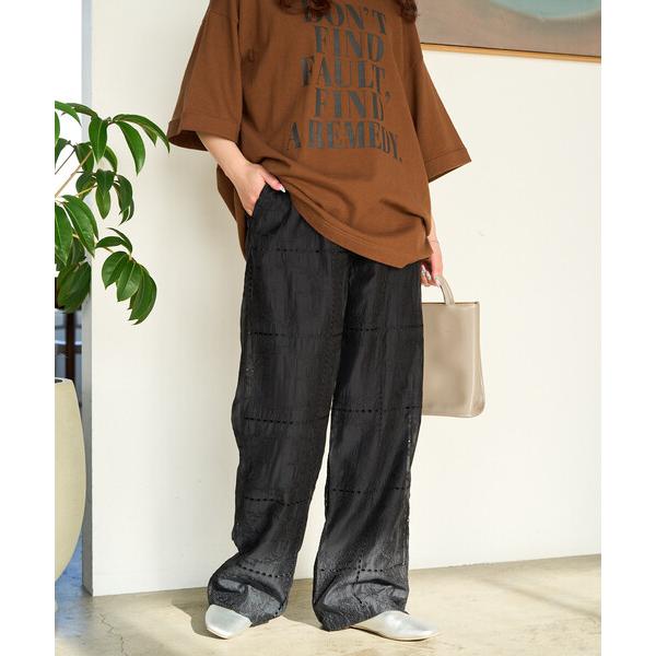 パンツ 限定展開　パッチワーク風 総刺繍 ルーズパンツ(セットアップ対応) レディース