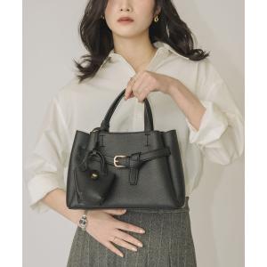 ショルダーバッグ バッグ ミニバッグチャーム付きノットベルトスクエアバッグ レディース