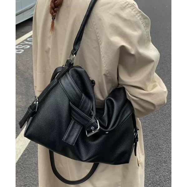 ショルダーバッグ バッグ 「大容量／A4サイズ対応」フェイクレザー2WAYベルテッドショルダーバッグ...