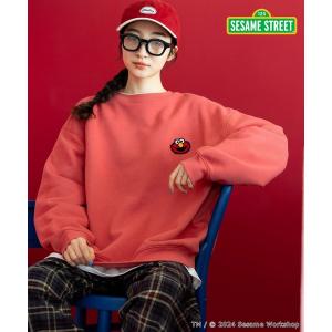 「niko and...」 スウェットカットソー「sesame streetコラボ」 FREE レッド レディース