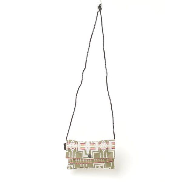「PENDLETON」 ショルダーバッグ - グリーン レディース