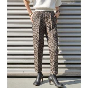 「MECRE」 スラックス M ブラウン レディース