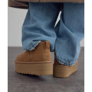 美品 UGG アグ　厚底ブーツ　アグ ニューメル プラットフォーム 8サイズ UGG Australia（アグオーストラリア） ブーツ UGG W NEUMEL PLATFORM