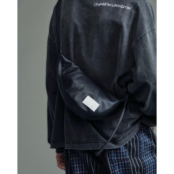 ウエストポーチ 「ADAMPATEK」 water repellent leather mini s...