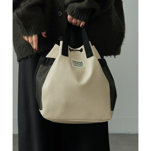 「FREDRIK PACKERS」 2WAYバッグ FREE アイボリー レディース