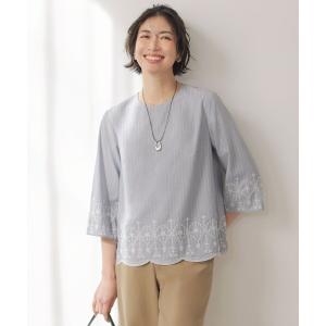 ブラウス シャツ 「一枚で着映え」 ストライプ×エンブロイダリー クルーネック ブラウス レディースの商品画像