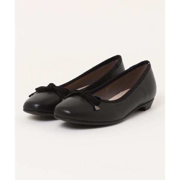 パンプス リボンモチーフカッターパンプス