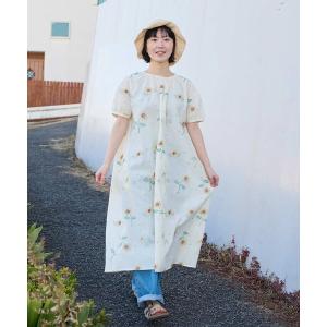 ワンピース 半袖 _クロスステッチ　ひまわり刺繍ワンピース
