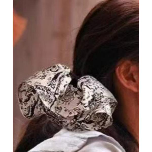 シュシュ FReePLACe/ボリュームフリルシュシュ R0169