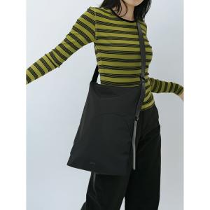 PRADA（プラダ） 三角ロゴ ショルダーバッグ - ベージュ レディース