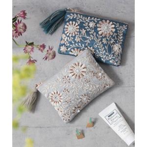ポーチ 「COTTAGE」きらめく花刺繍ビーズ！ビーズと機械刺繍が織りなす立体フラワーが、バッグの中を上品に彩るインドメイドポーチ レディース メンズ